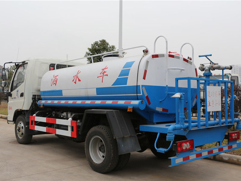 福田奥铃（6方）洒水车