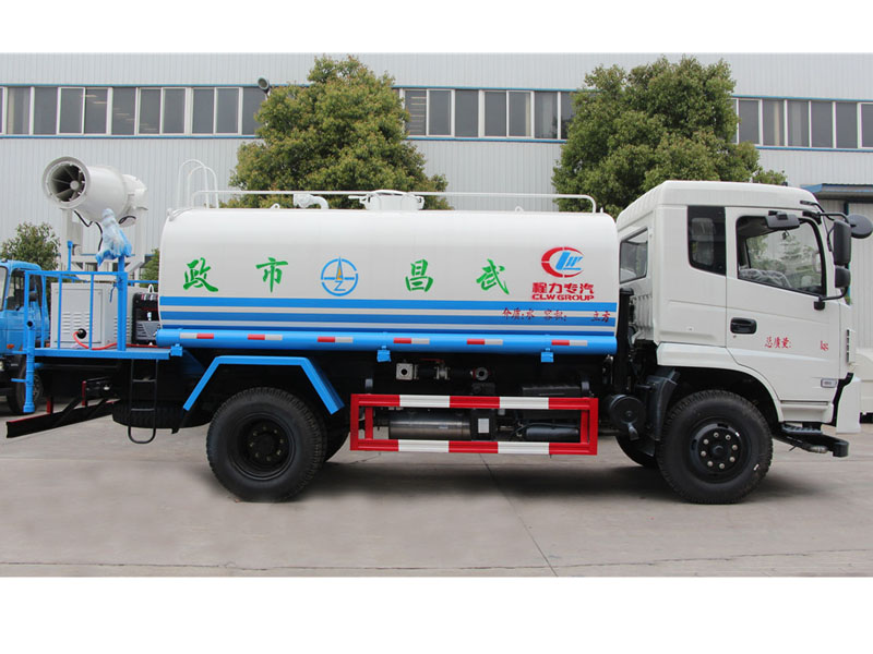 东风专底（12方）雾炮洒水车