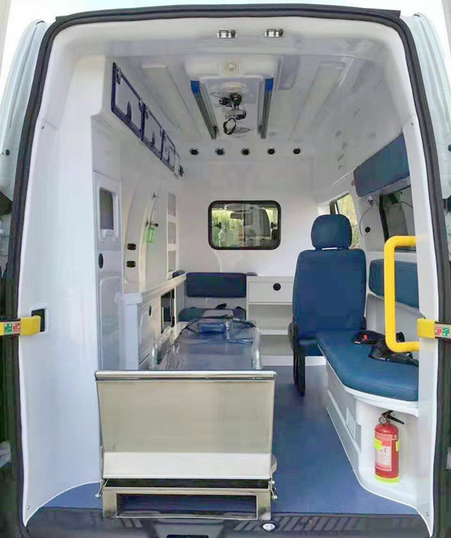 福特全顺V362汽油版救护车