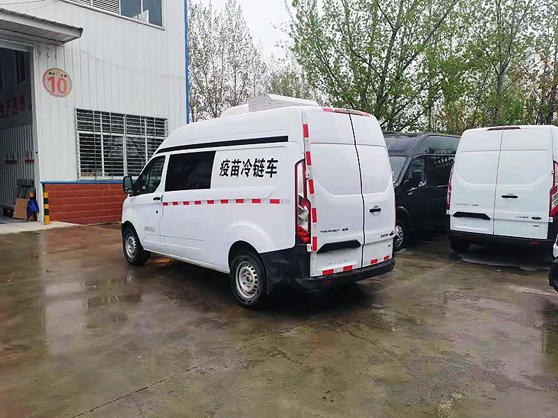 江铃福特V362疫苗冷链车柴油版