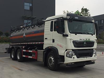 程力牌CL5260GFWZ6型腐蚀性物品罐式运输车