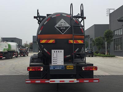 程力牌CL5260GFWZ6型腐蚀性物品罐式运输车