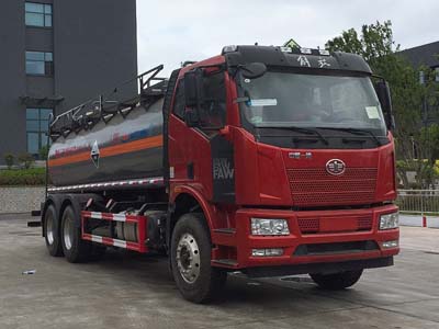 程力牌CL5261GFWC6型腐蚀性物品罐式运输车