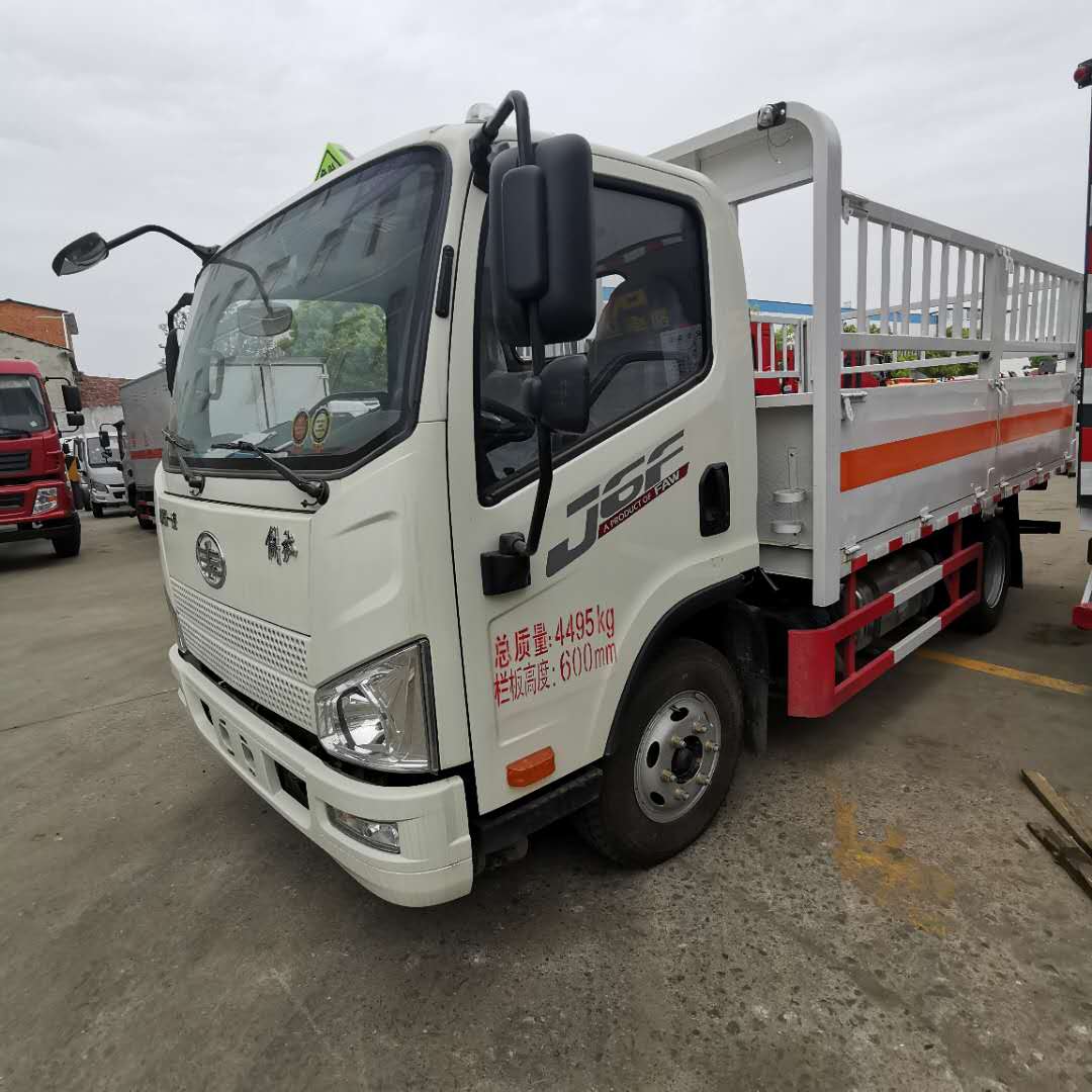 国六危货车——解放J6F气瓶运输车