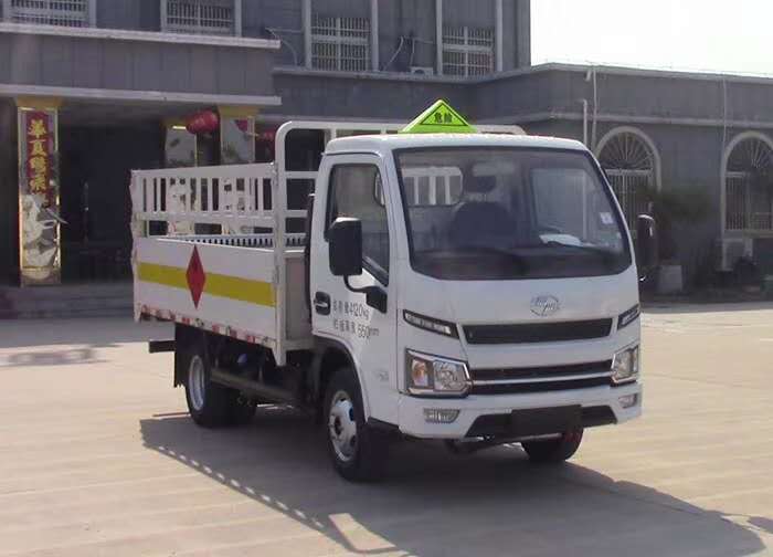 跃进小型3.3米国六柴油气瓶车上市