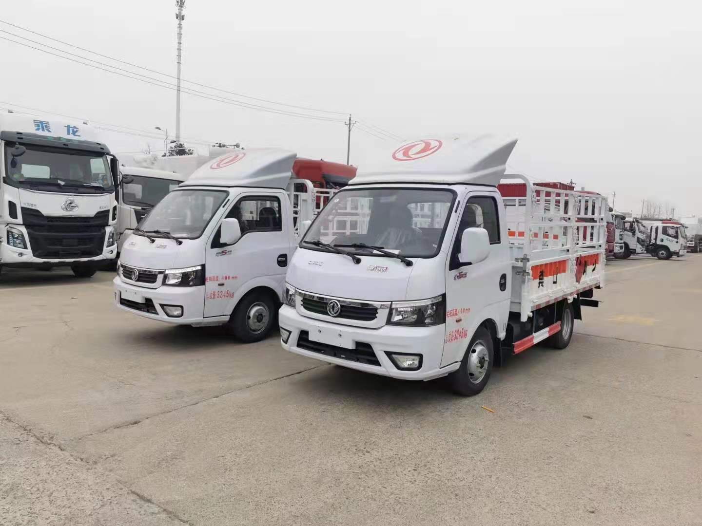 东风途逸柴油国六3米95气瓶车