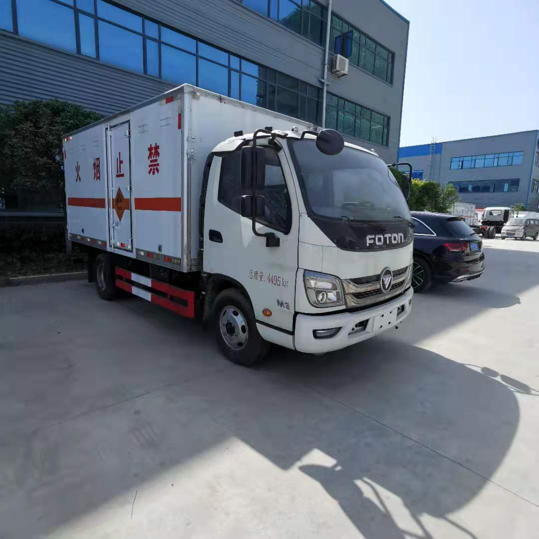福田M3国六爆破运输车