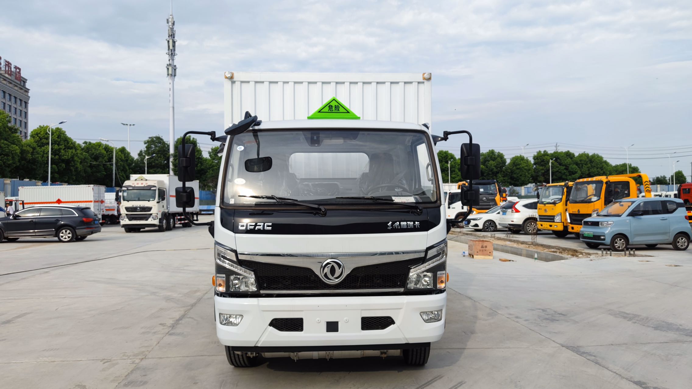 东风大福瑞卡国六云内150危货车