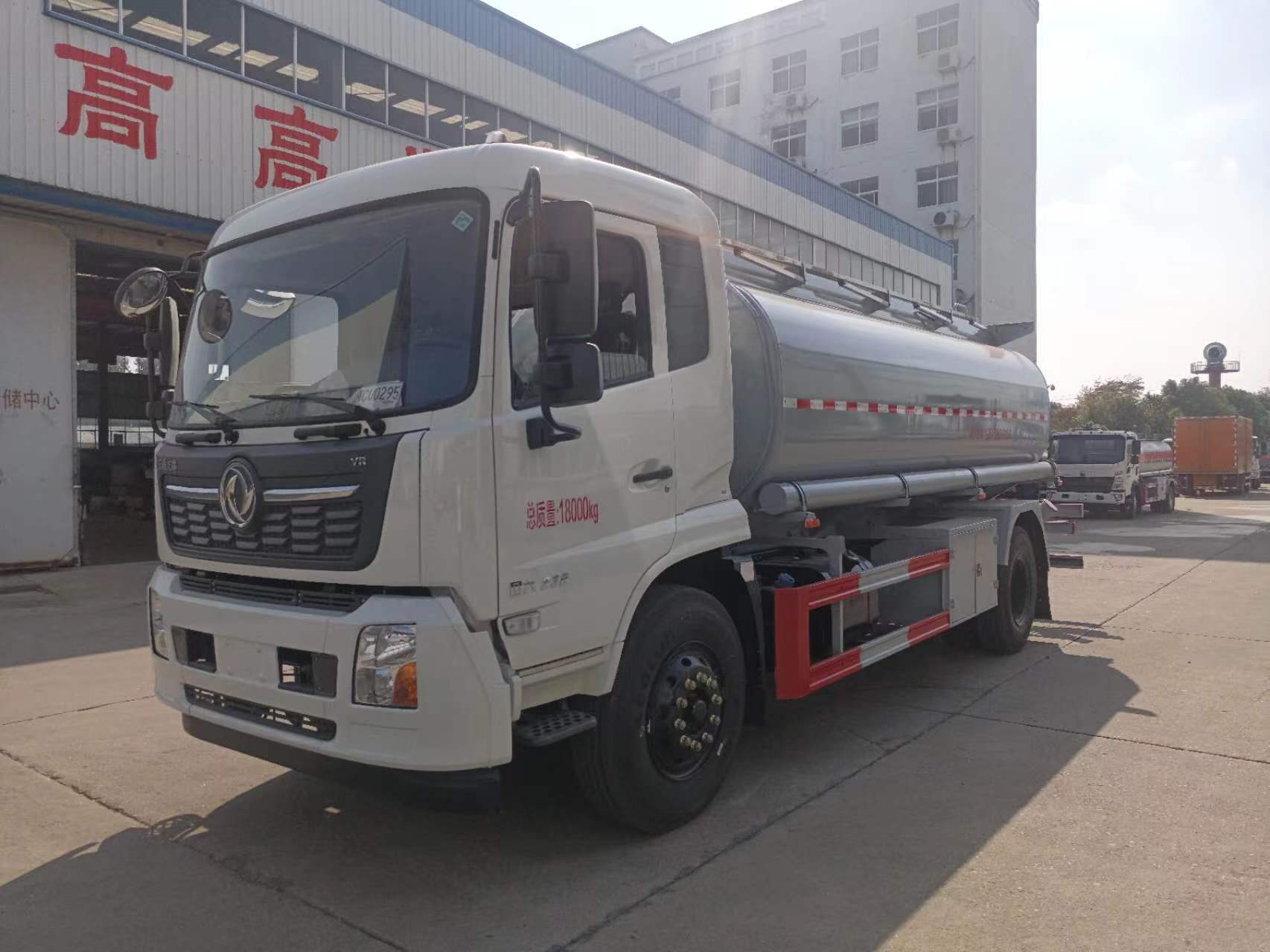 东风天锦国六13方供液车