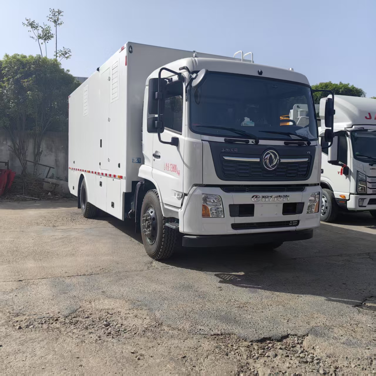 东风天锦国六油脂加注车