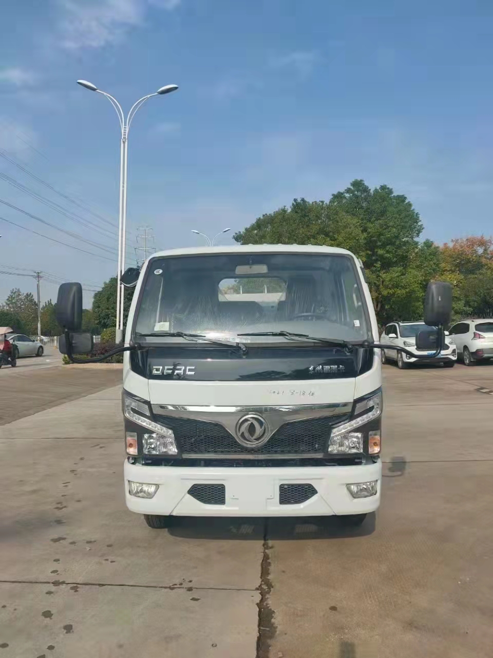 普货也能拉，东风多利卡蓝牌供液车