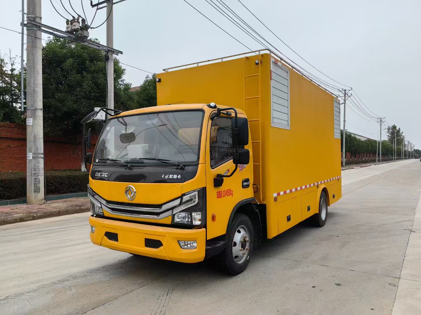 东风D7国六应急电源车