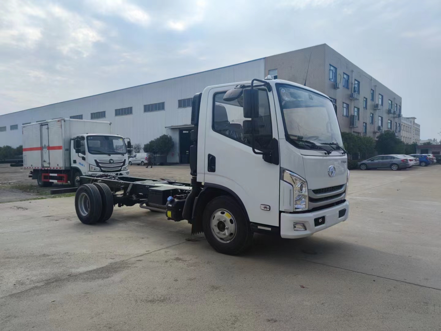 新款性价比车型——跃进C300国六危险品车