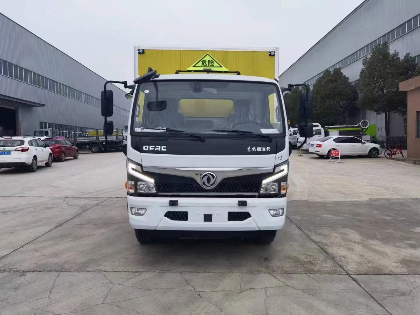 东风大福瑞卡国六民爆物品运输车