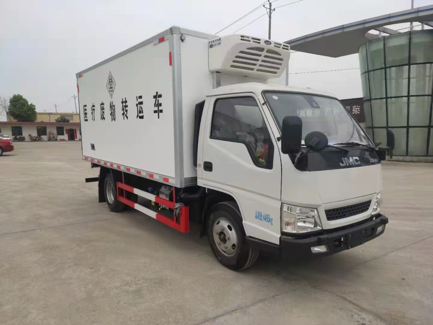 江铃蓝牌新规2.5排量发动机国六医疗废物转运车