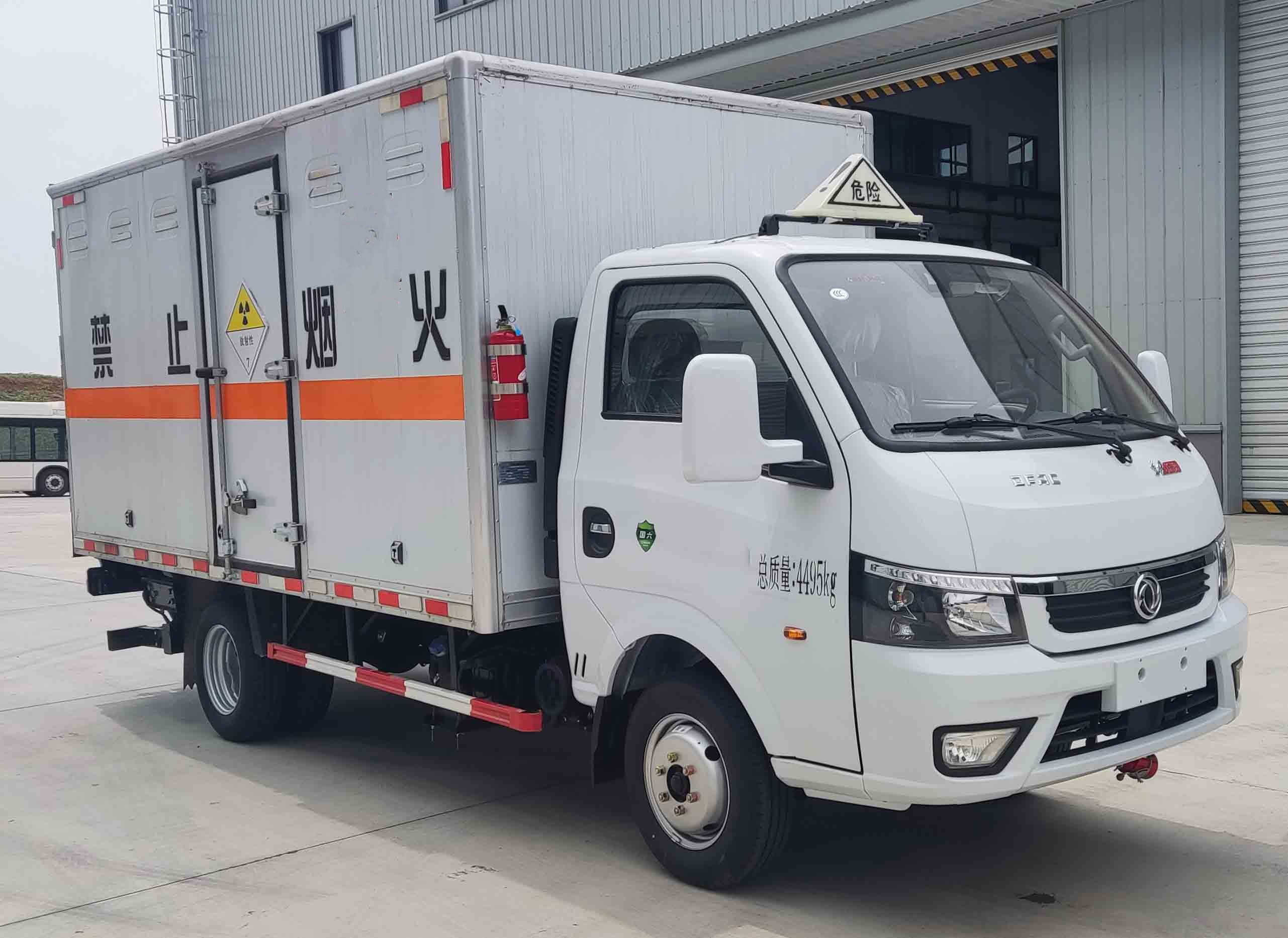 东风途逸国六放射性危险品车