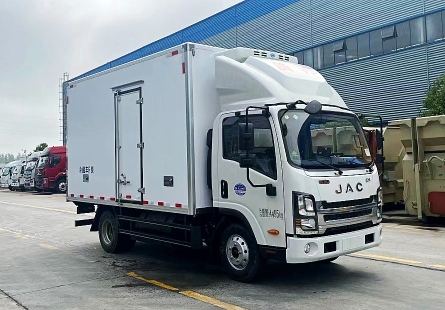 4.2米江淮威铃天然气冷藏车