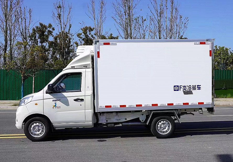 2.8米福田祥菱V1纯电动冷藏车